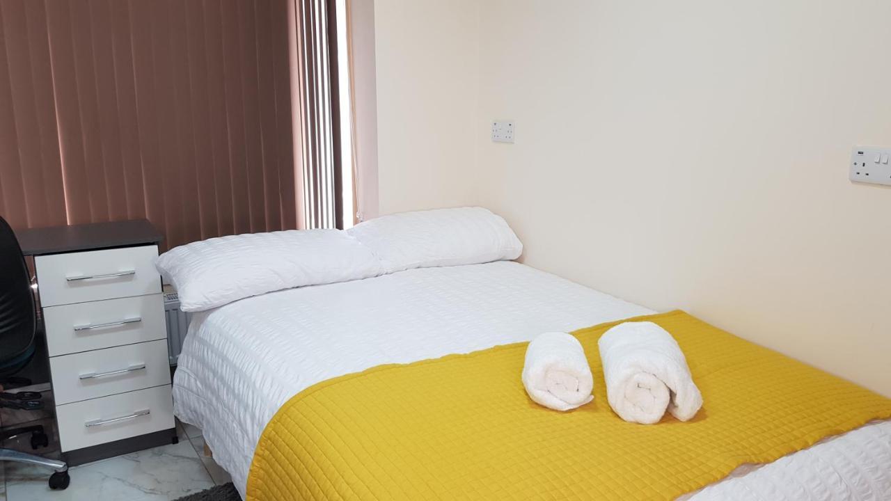 Double Ensuite Rooms Near City Centre バーミンガム エクステリア 写真