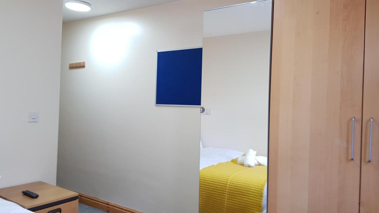 Double Ensuite Rooms Near City Centre バーミンガム エクステリア 写真