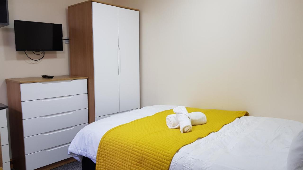 Double Ensuite Rooms Near City Centre バーミンガム エクステリア 写真