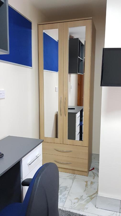 Double Ensuite Rooms Near City Centre バーミンガム エクステリア 写真