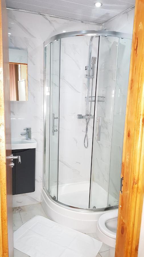 Double Ensuite Rooms Near City Centre バーミンガム エクステリア 写真