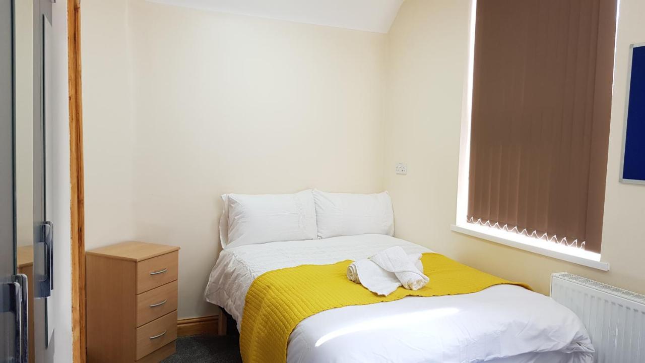 Double Ensuite Rooms Near City Centre バーミンガム エクステリア 写真